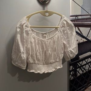 American Eagle Cropped Blouse